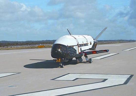 X-37B，美國空軍軌道試驗(yàn)飛行器src=